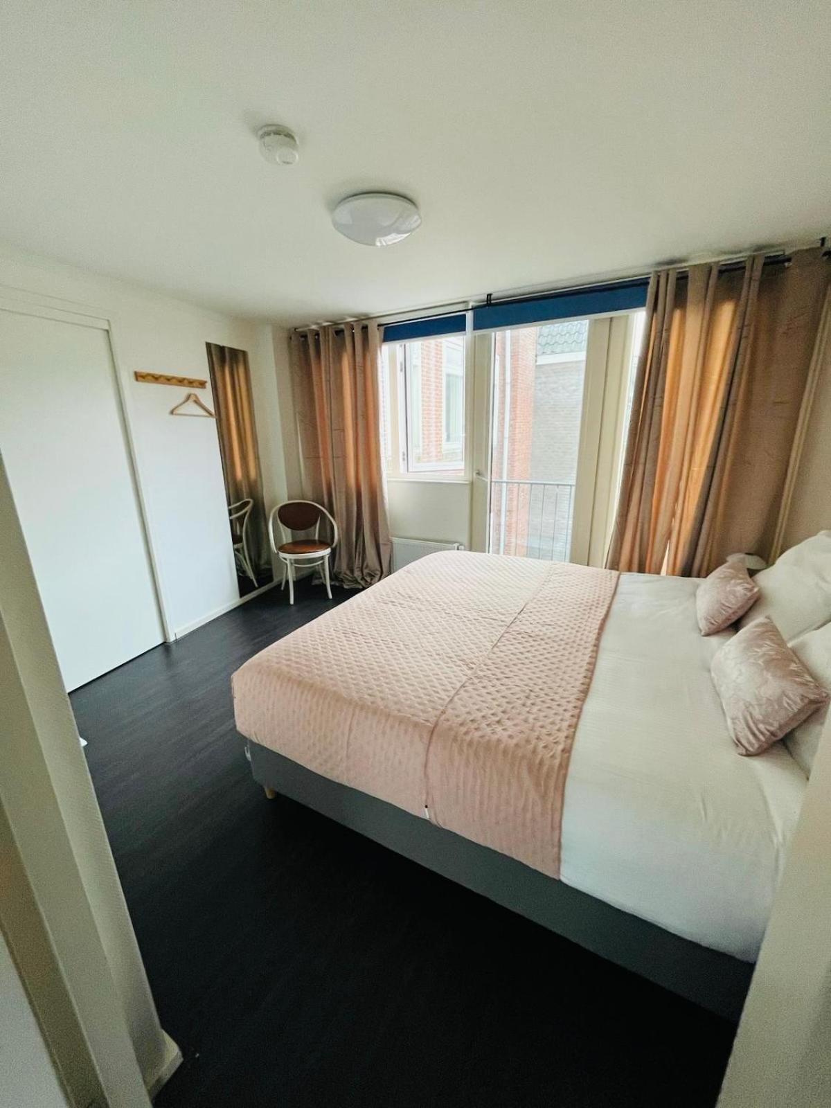Aparthotel Le Provence Sneek Esterno foto