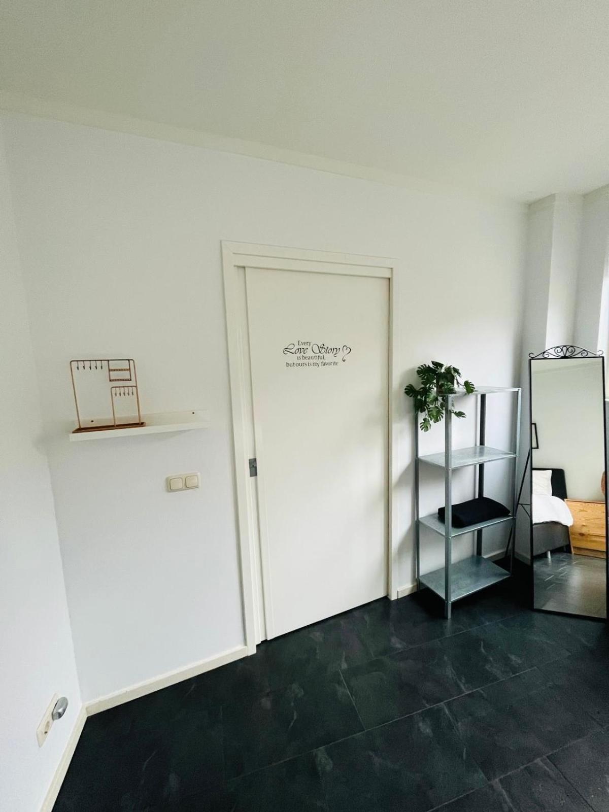 Aparthotel Le Provence Sneek Esterno foto